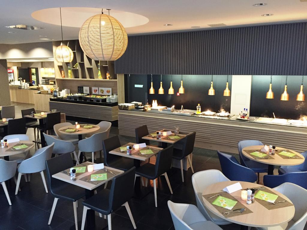 Ostend Hotel ภายนอก รูปภาพ
