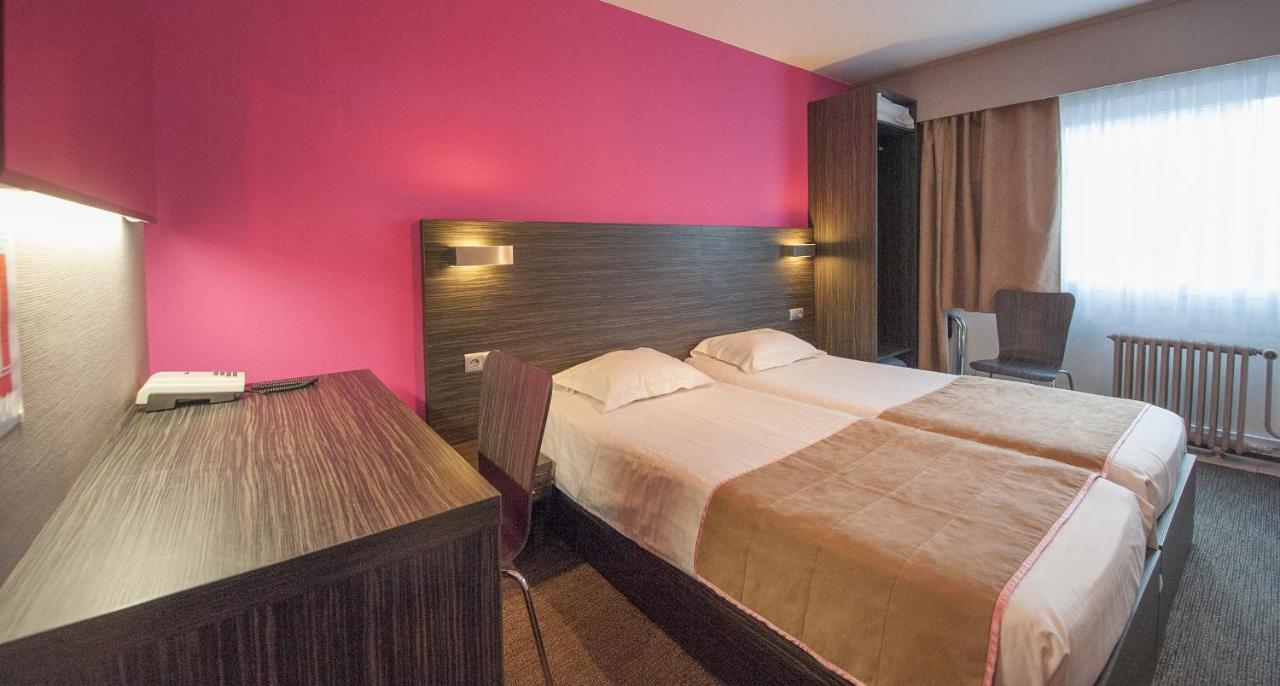 Ostend Hotel ภายนอก รูปภาพ